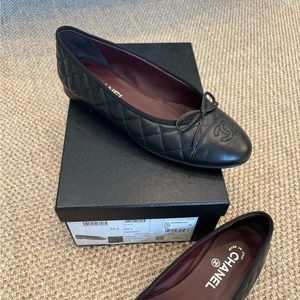 Chanel Black Ballet Flats Size 9, worn once